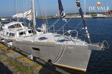 DE VALK YACHTBROKERS C.